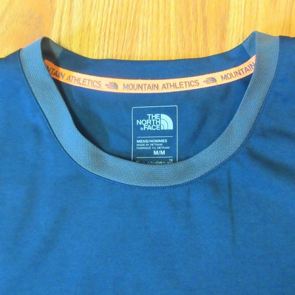 THE NORTH FACE FLASHDRY T-SHIRT POLY/SPANDEX NAVY - Picture 2 of 4